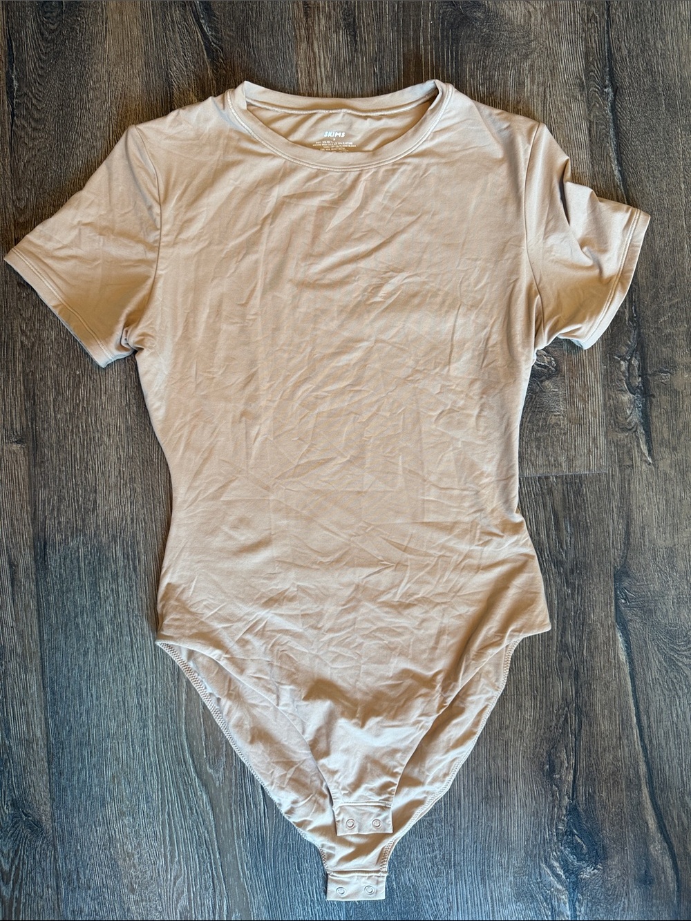 SKIMS Nude/Tan Short-Sleeve Bodysuit